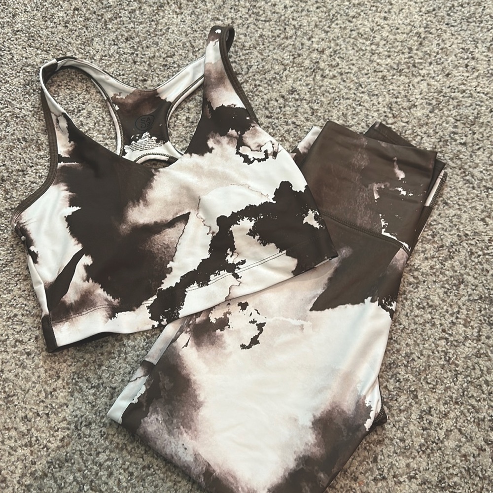 SAGE Collection Activewear set